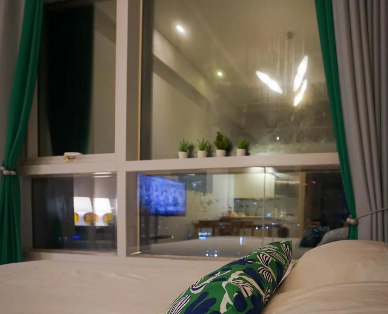 Apartment Tiffany & Jessica House - A High Rise Accommodation In Korea With The Most Convenient Transportation, Diverse Shopping Options, And Excellent Access To Popular Attractions Seoul South Korea